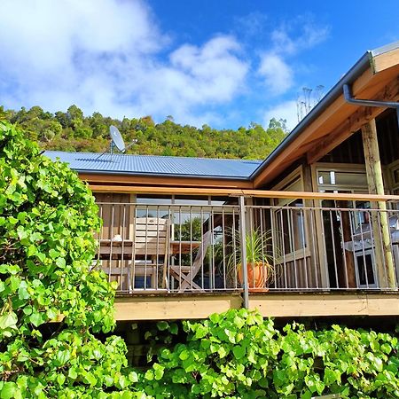 Riverstone Retreat Karamea Rum bild
